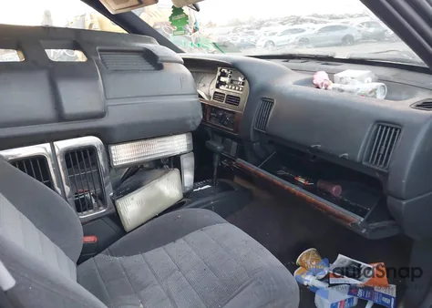 1996 Jeep Grand Cherokee Laredo z USA, uszkodzony, nr VIN 1J4EZ58Y5TC126094